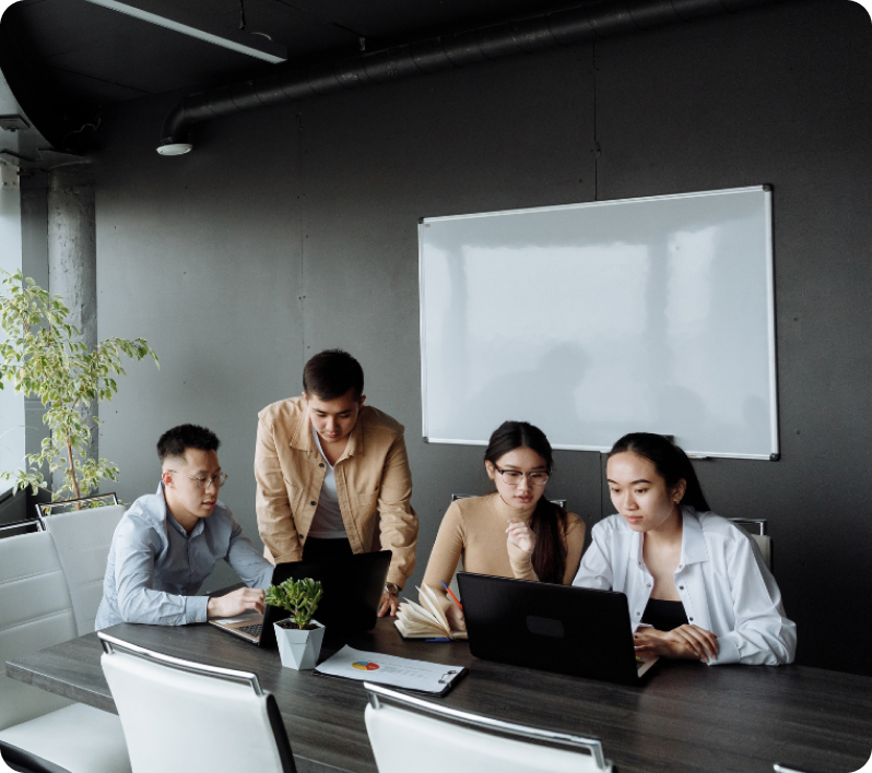 The IT-TECH team collaborating